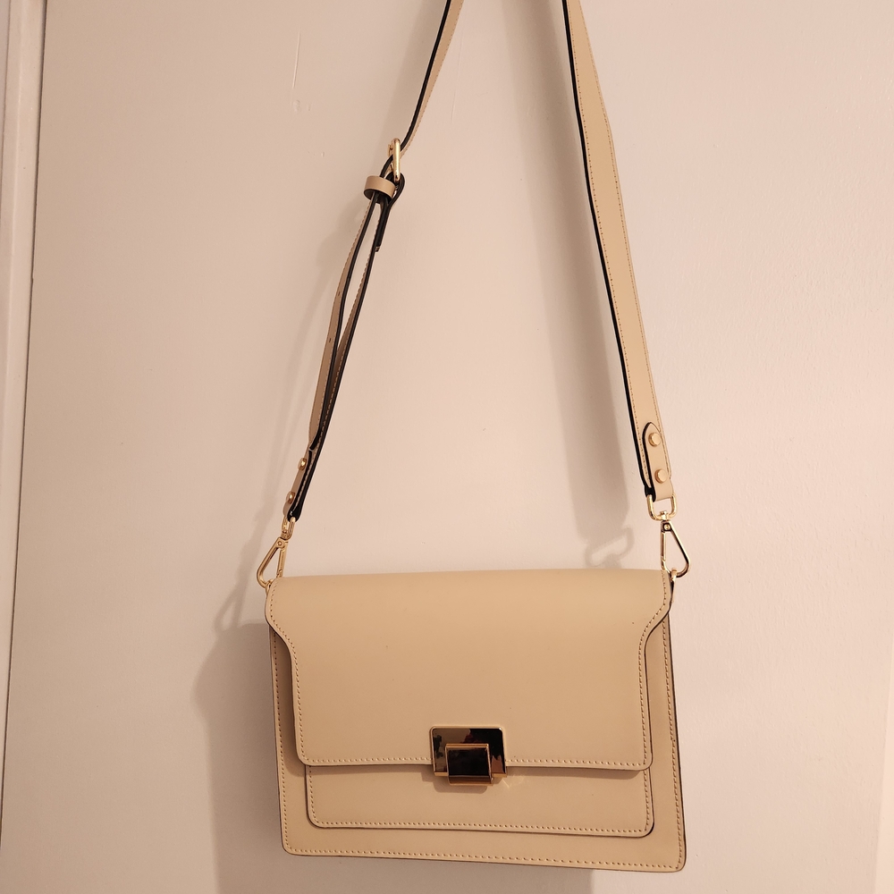 Cream Leather Purse With Adjustable Strap